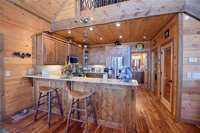 731 Native Trail, Blue Ridge, GA 30513