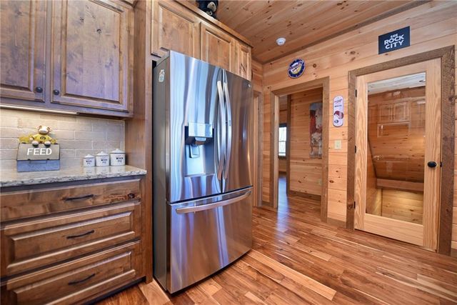 731 Native Trail, Blue Ridge, GA 30513