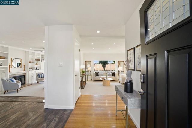 1842 Woodsdale Ct, Concord, CA 94521