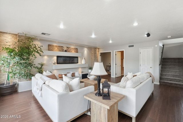 426 W GARY Avenue, Gilbert, AZ 85233