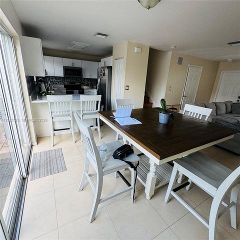 17163 NW 23rd Street 17163, Pembroke Pines, FL 33028