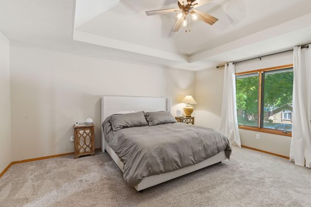 3407 S Valley View Avenue, Springfield, MO 65804