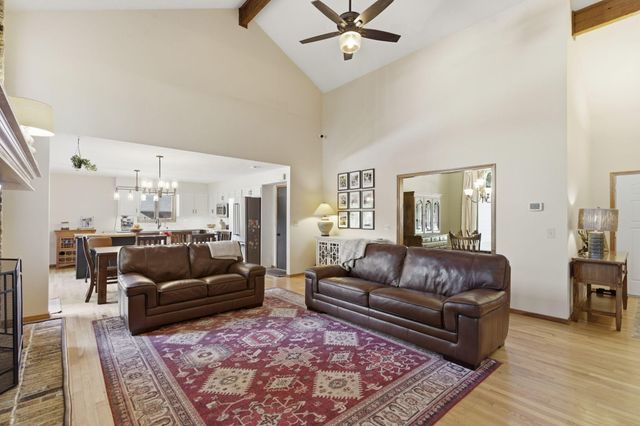 3407 S Valley View Avenue, Springfield, MO 65804