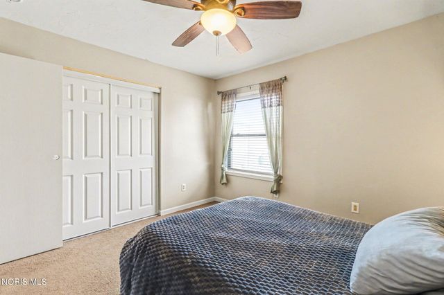 28899 Hille Drive, Millbury, OH 43447