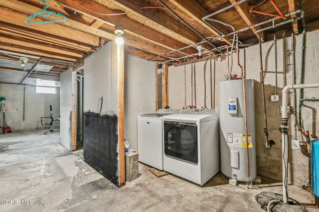 28899 Hille Drive, Millbury, OH 43447