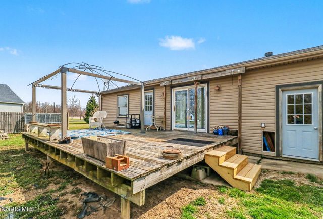 28899 Hille Drive, Millbury, OH 43447