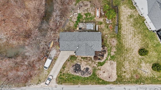 28899 Hille Drive, Millbury, OH 43447