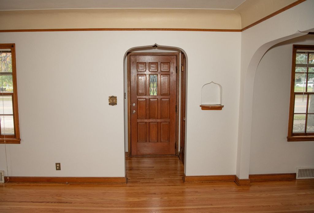 1481 Edgerton Street, Saint Paul, MN 55130 — photo 5