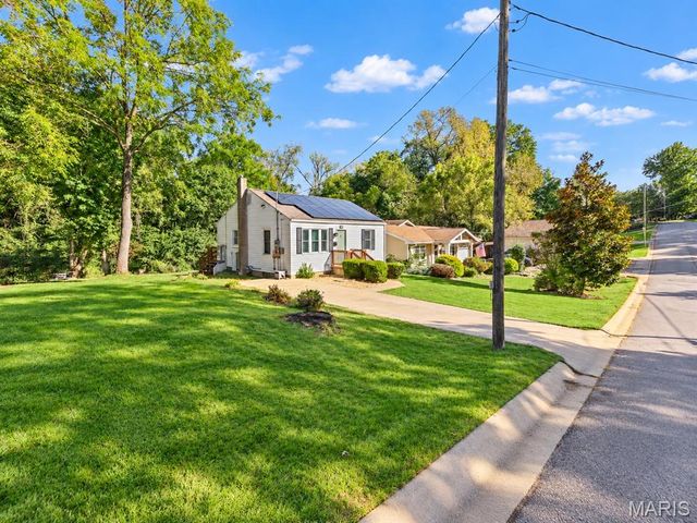 2425 Gillis Street, Alton, IL 62002
