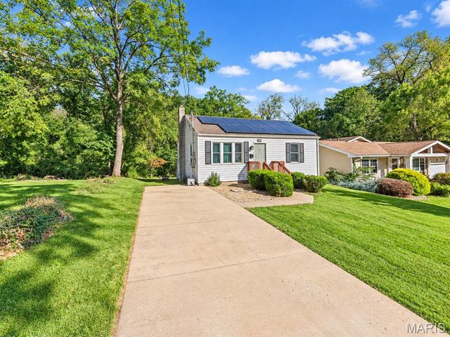 2425 Gillis Street, Alton, IL 62002