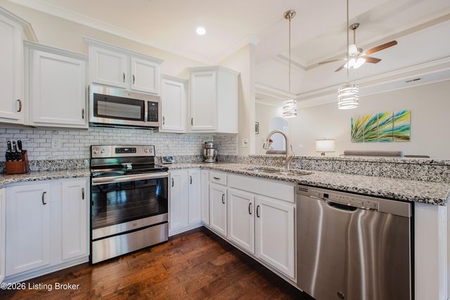 6506 Villa Spring Dr, Louisville, KY 40291