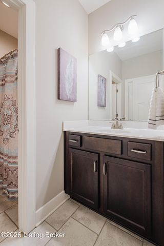 6506 Villa Spring Dr, Louisville, KY 40291