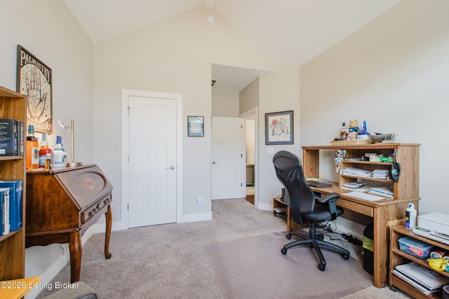 6506 Villa Spring Dr, Louisville, KY 40291