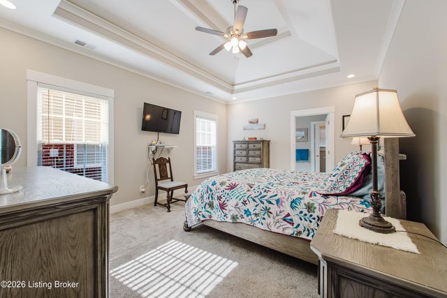 6506 Villa Spring Dr, Louisville, KY 40291