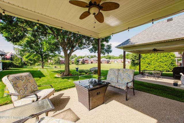 6506 Villa Spring Dr, Louisville, KY 40291