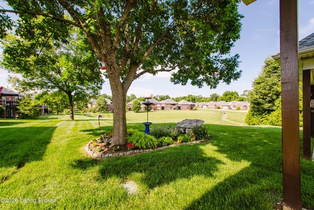 6506 Villa Spring Dr, Louisville, KY 40291