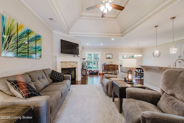 6506 Villa Spring Dr, Louisville, KY 40291