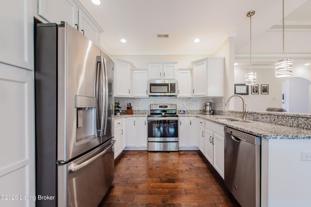 6506 Villa Spring Dr, Louisville, KY 40291
