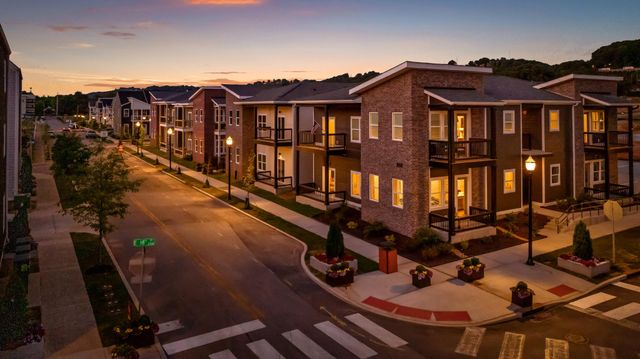 1776 S Watkins Street, Chattanooga, TN 37404