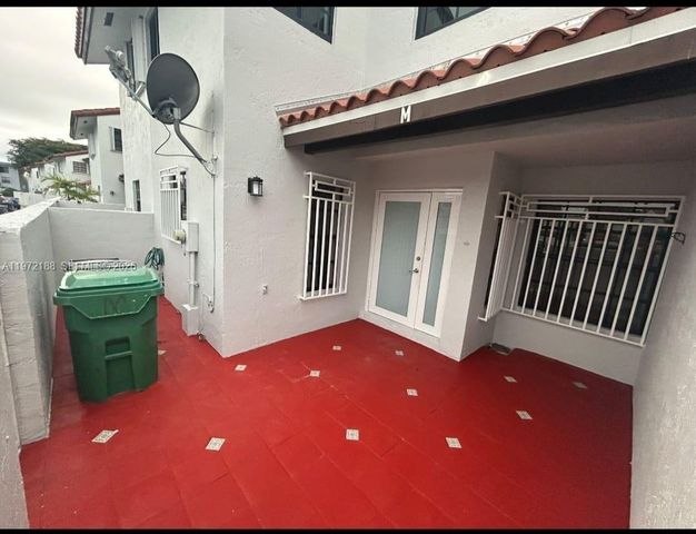 6211 SW 138th Ct M, Miami, FL 33183