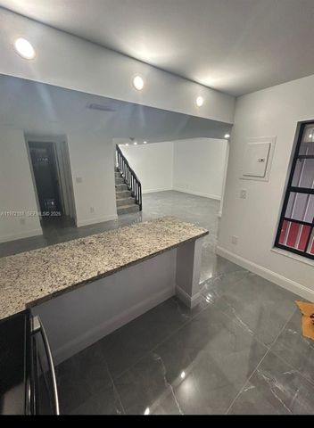 6211 SW 138th Ct M, Miami, FL 33183