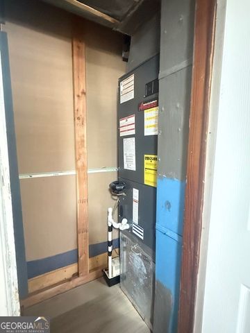 1015 MARTHA Drive, Forest Park, GA 30297