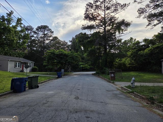 93 Finch Drive SE, Atlanta, GA 30315