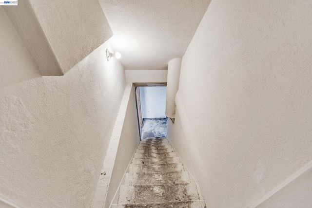 3626 Midvale Ave, Oakland, CA 94602