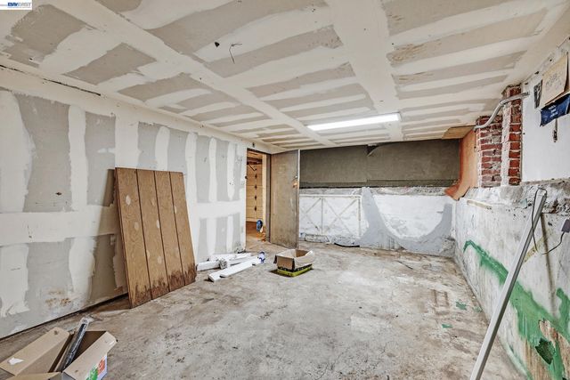 3626 Midvale Ave, Oakland, CA 94602