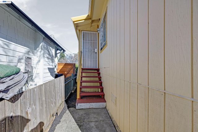 3626 Midvale Ave, Oakland, CA 94602