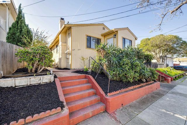 3626 Midvale Ave, Oakland, CA 94602