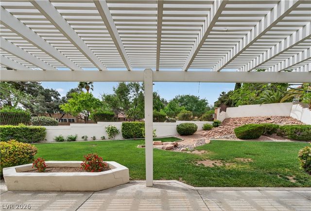 9437 Churchill Downs Drive, Las Vegas, NV 89117