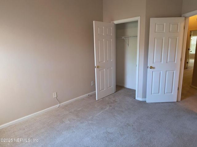 3253 CLIMBING IVY Trail, Jacksonville, FL 32216