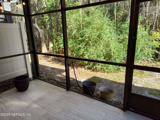 3253 CLIMBING IVY Trail, Jacksonville, FL 32216