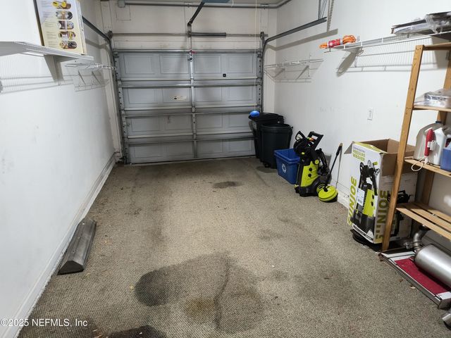 3253 CLIMBING IVY Trail, Jacksonville, FL 32216