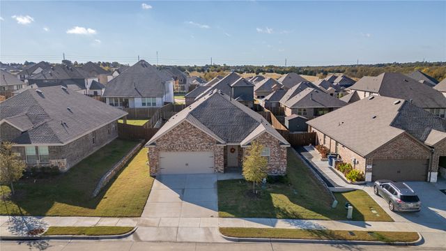 619 Gatecrest Drive, Fate, TX 75087