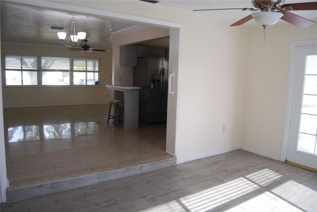 2851 67TH STREET N, St Petersburg, FL 33710