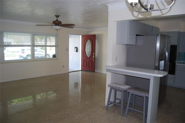 2851 67TH STREET N, St Petersburg, FL 33710