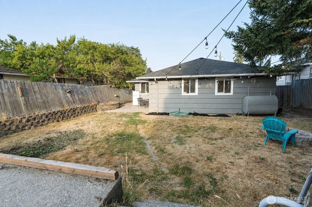 6835 Yakima Avenue, Tacoma, WA 98408