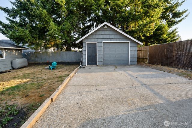 6835 Yakima Avenue, Tacoma, WA 98408