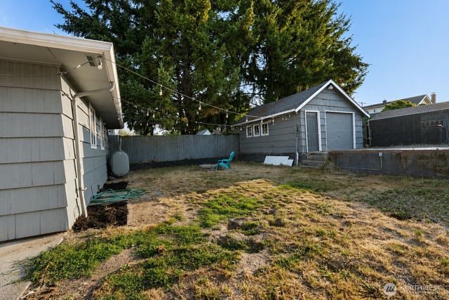 6835 Yakima Avenue, Tacoma, WA 98408