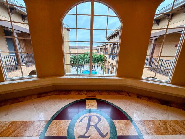 20 Orange Avenue 9, Fort Pierce, FL 34950