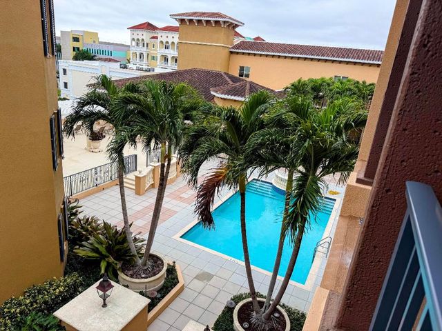 20 Orange Avenue 9, Fort Pierce, FL 34950