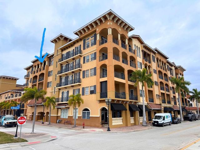 20 Orange Avenue 9, Fort Pierce, FL 34950