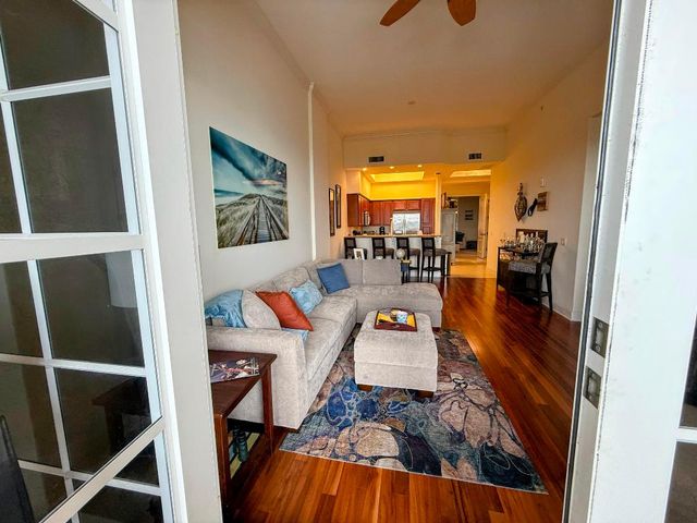 20 Orange Avenue 9, Fort Pierce, FL 34950