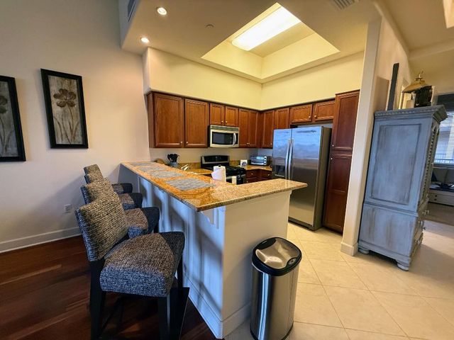 20 Orange Avenue 9, Fort Pierce, FL 34950