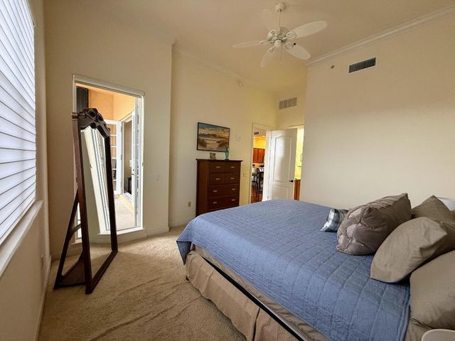 20 Orange Avenue 9, Fort Pierce, FL 34950