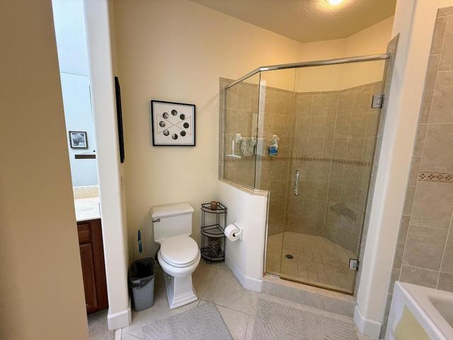 20 Orange Avenue 9, Fort Pierce, FL 34950