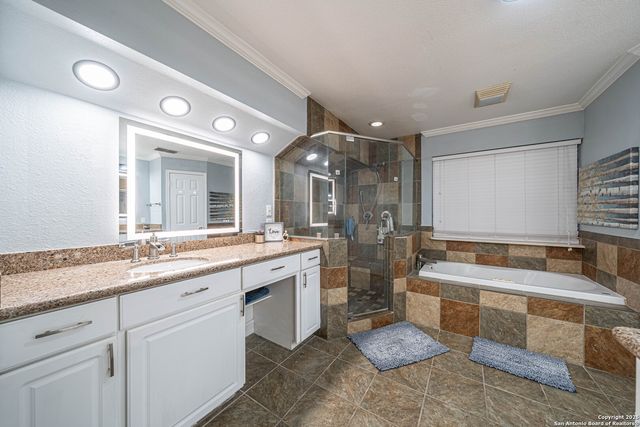 9303 Laurel Grove, San Antonio, TX 78250