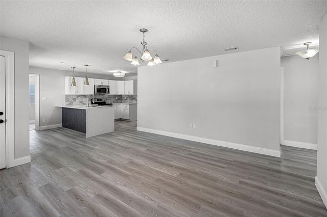 2105 9TH STREET NE, Winter Haven, FL 33881